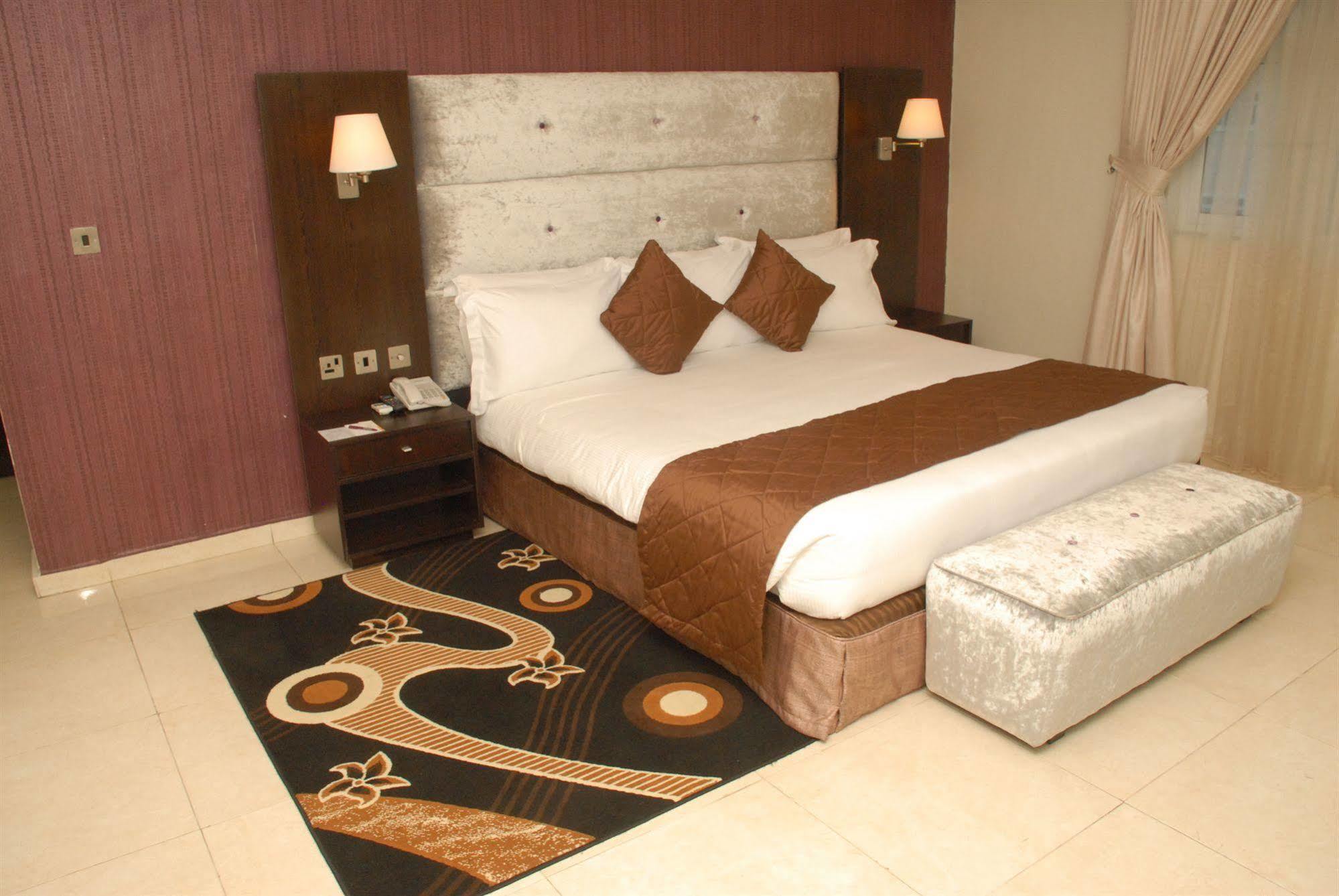 Amber Residence Lagos Luaran gambar